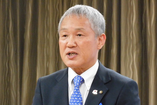 徳山健司学術教育部長